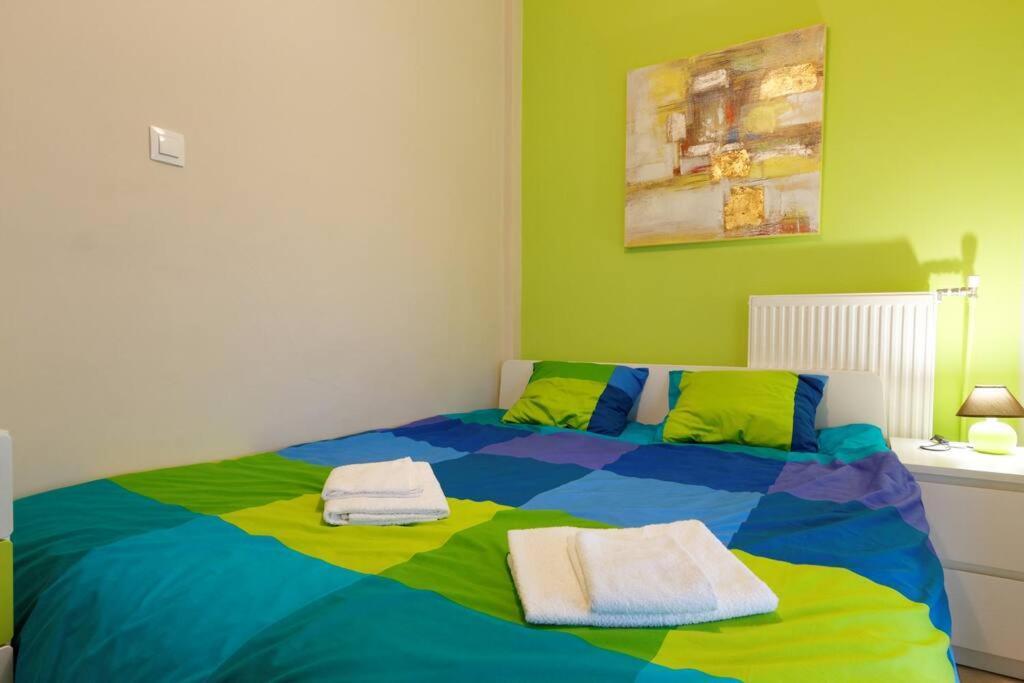 Big Terrace Near Metro And Athens Center Apartment Bagian luar foto